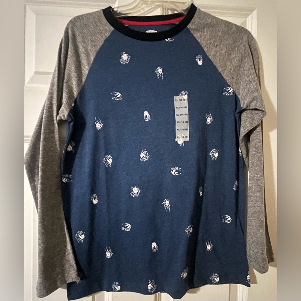 Old Navy Boys XL long sleeve tee NWT